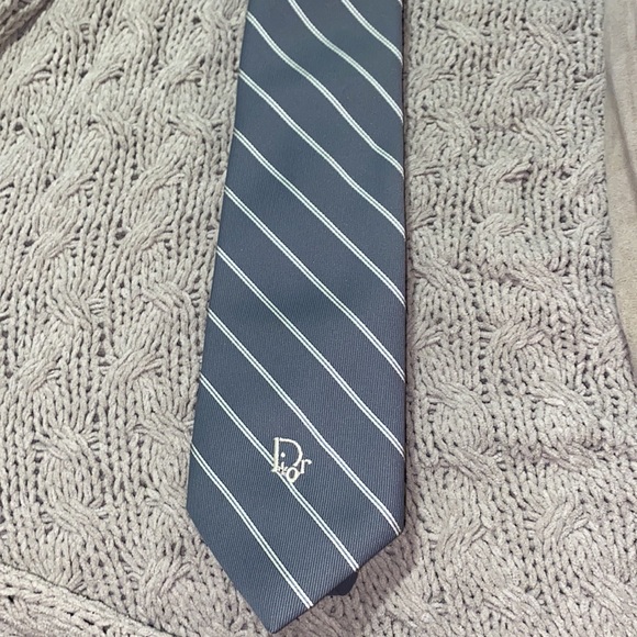 Christian Dior Men’s Tie (Light Grey/White)